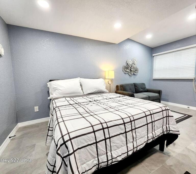 Studio 3! Lakeland Bagian luar foto