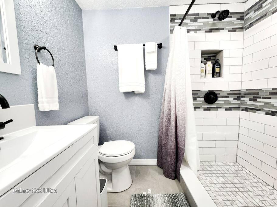Studio 3! Lakeland Bagian luar foto